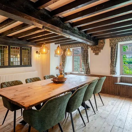1641 Historic Sleeps 16 Bath Сasa de vacaciones *