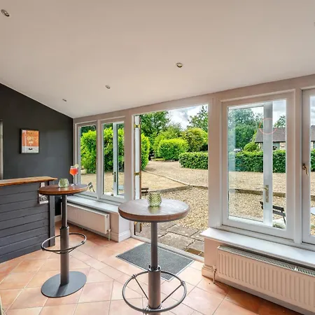 1641 Historic Sleeps 16 Bath Сasa de vacaciones Bristol
