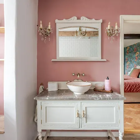 1641 Historic Sleeps 16 Bath Сasa de vacaciones *